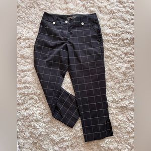 Nike Woman’s Dri-Fit Crop Golf Pants